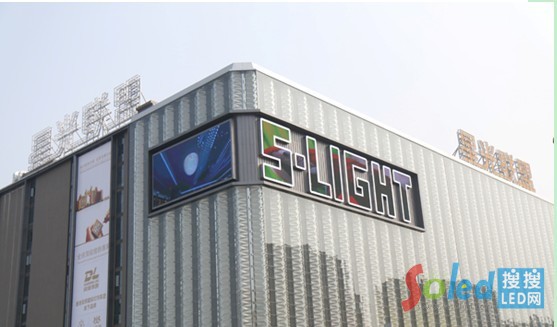 ��(c��)��