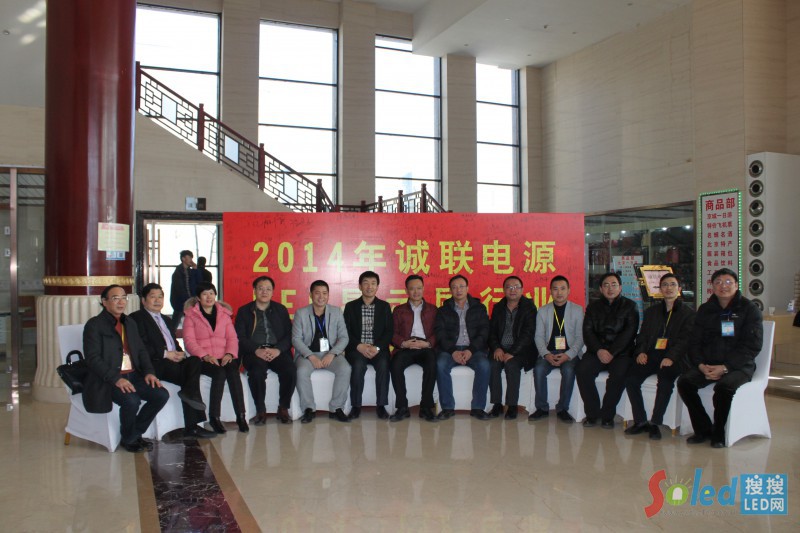 �\(li��n)�Դ����(j��ng)�������c�f(xi��)�k���v�h���e��Ӱ