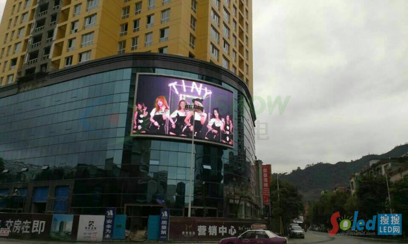 �D���R�չ�늽�ɳ�F��ĳ���خa(ch��n)P10���Α���ȫ��LED���Ŀ