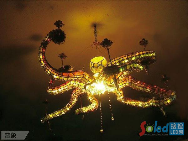 ���~(y��)��