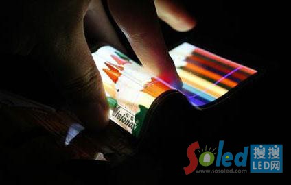 ��(gu��)��(n��i)�I(l��ng)�ȵ�7.6Ӣ��OLED�����@ʾ����Ʒ