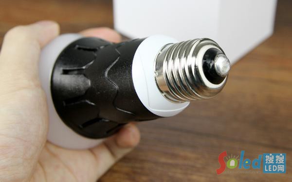 �������ܟ���X-Light�ݿ�