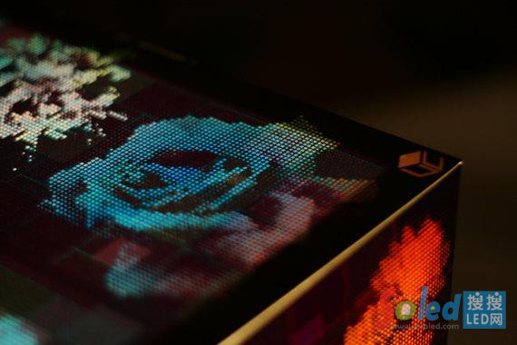 UNIQCUBE��ҹ��