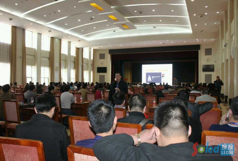 2015�\(li��n)LED�@ʾ�ИI(y��)�YԴ���ϕ��F(xi��n)��