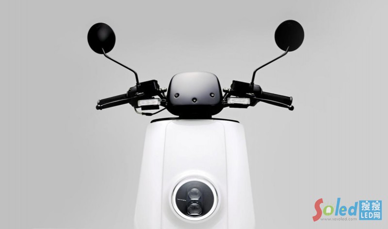 ��ʹ��--���r��LED܇��1