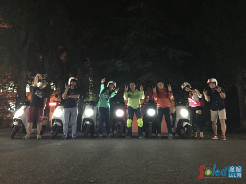 ��ʹ��--���r��LED܇��6