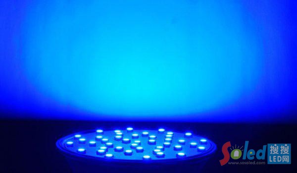 ���õ͜غ��{(l��n)ɫLED���r