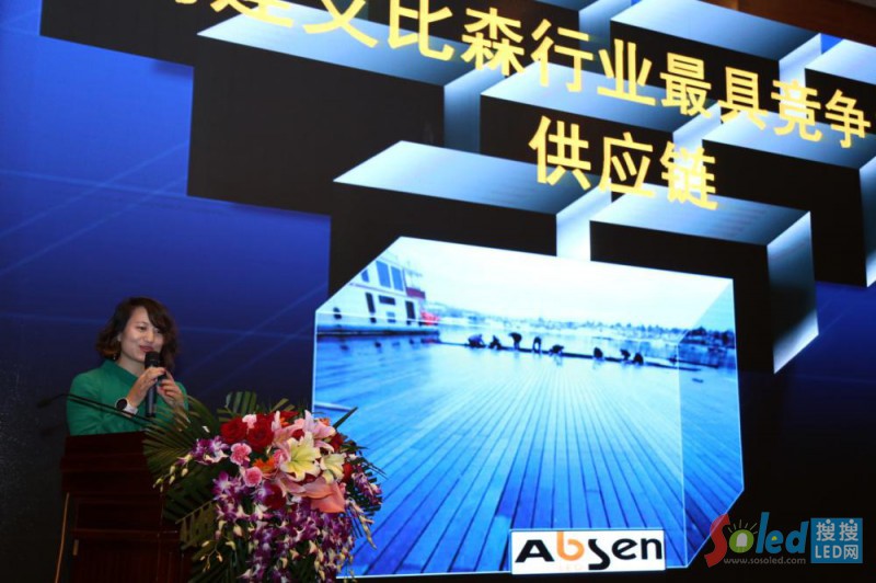 ���}���v