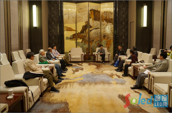 LED����朴�����h���