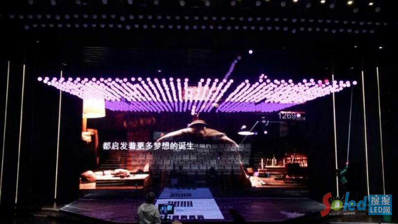 ���ݰ���Ͱ͔�(sh��)��(j��)�����@ʾϵ�y(t��ng)�F(xi��n)���{(di��o)ԇ