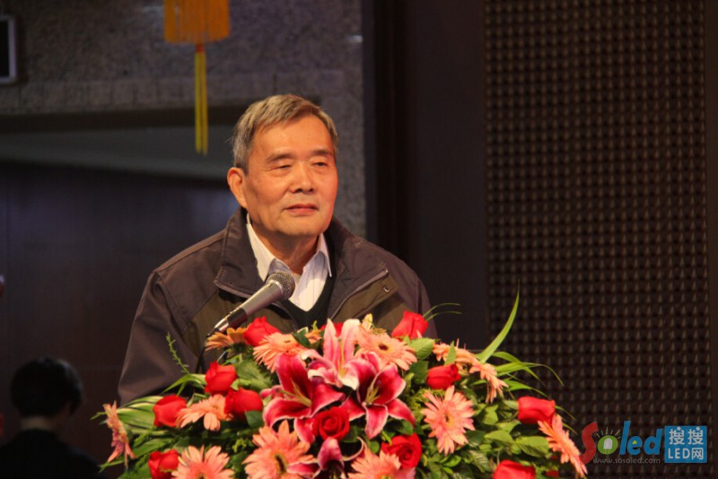 �Ї���f(xi��)LED�@ʾ��(y��ng)�÷֕����g(sh��)�M�M�L������