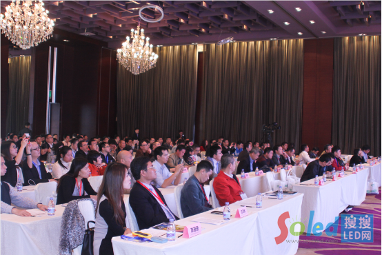 日上光電獲“LED應(yīng)用企業(yè)百強(qiáng)大獎(jiǎng)”