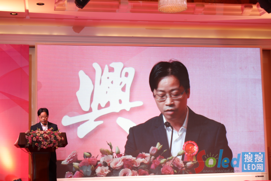 �DƬ5��(j��ng)�(y��n)1