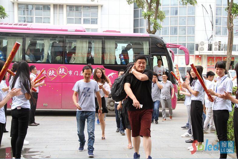 �����޲�