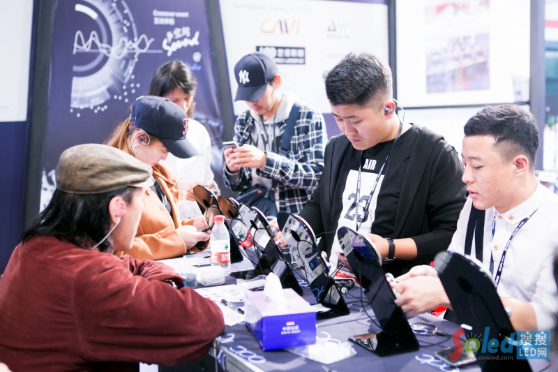 �Ϻ�չ��(hu��)